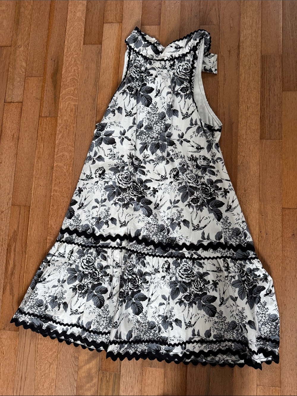 entro Black and White Floral Toile Ruffle Sundress